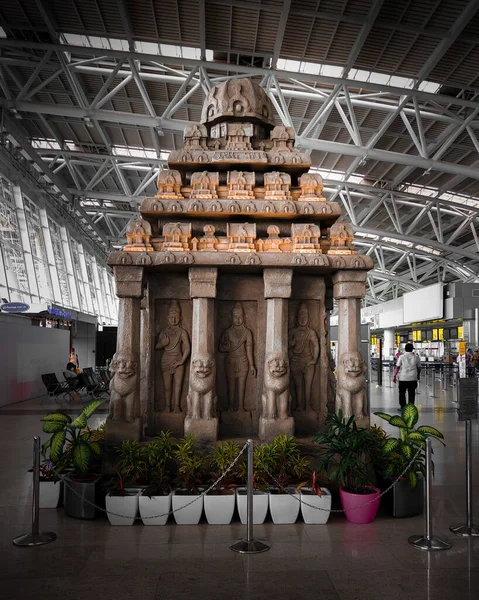 Chennai India Haziran 2021 Hindistan Daki Chennai Havaalanında Bitkilerle Geleneksel — Stok fotoğraf