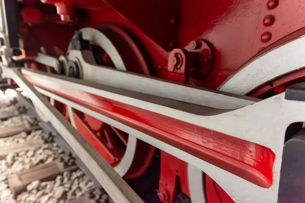 Een Close Shot Van Een Rode Locomotief — Stockfoto