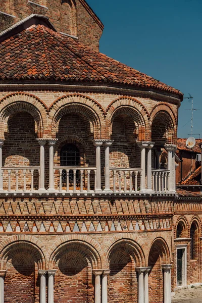 Uma Foto Vertical Igreja Santa Maria San Donato Veneza Itália — Fotografia de Stock