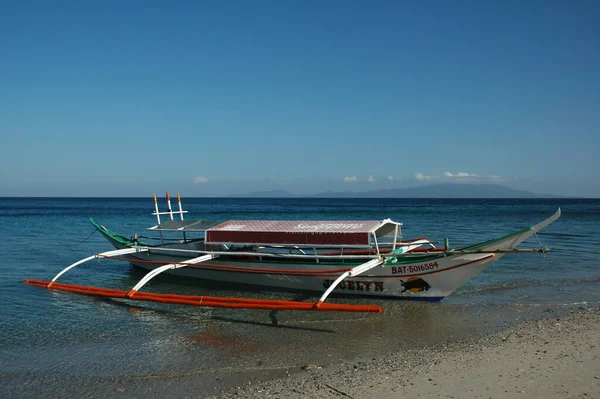 Mindoro Philippinen Januar 2007 Ein Fischerboot Parkt Sandstrand Von Mindoro — Stockfoto