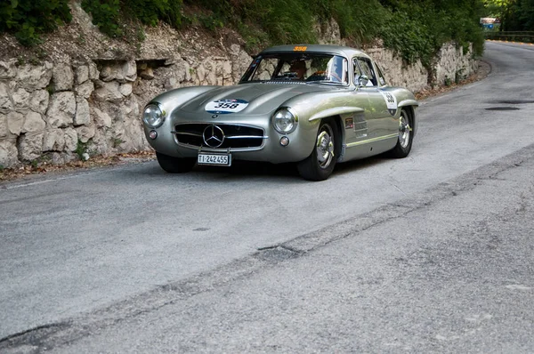 Pesaro イタリア 2019年5月23日 緑のメルセデス300 Slin Millia Vintage Car Race — ストック写真