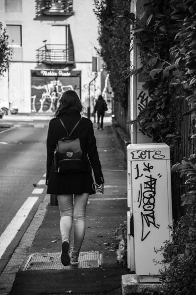 Cernusco Sul Naviglio Italy Dec 2016 Fashion Scale Girl Walking — стоковое фото