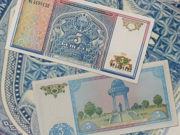 Top View Uzbekistani Som Banknotes Isolated Patterned Background — Φωτογραφία Αρχείου