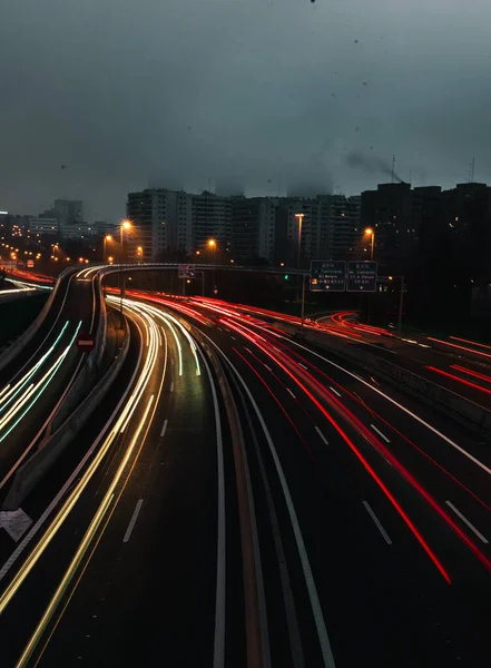 Вид Хмарочоси Дорогу Місті Вночі — стокове фото