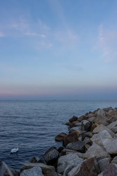 Sopot Poland Jun 2021 Vertical Shot Rocks Sea Sunset Sky — Stock Photo, Image