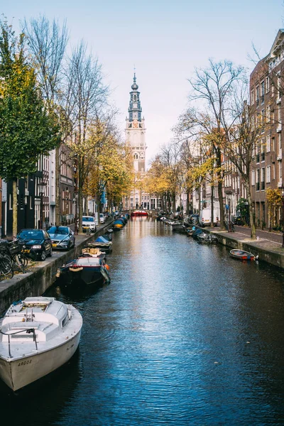 Amsterdam Netherlands Nov 2018 Vertical Shot Zuiderkerk Canal Amsterdam Netherlands — стокове фото