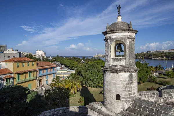 Selektivní Zaměření Staré Zvonice Havaně Kubě — Stock fotografie