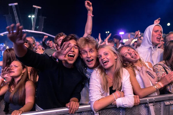 Tisvildeleje Dänemark Juli 2021 Eine Nahaufnahme Von Jungen Leuten Die — Stockfoto