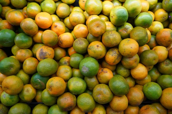 Close Uma Pilha Tangerinas Frescas Mercado — Fotografia de Stock