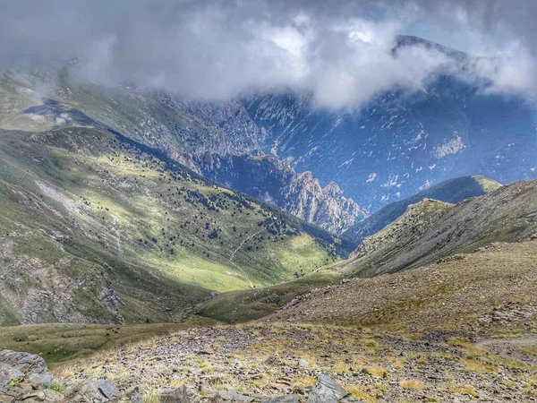 Прекрасний Вид Величезні Долини Гори — стокове фото