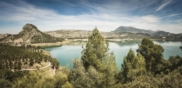 Réservoir Azur Iznajar Entouré Oliveraies Pinèdes Dans Province Cordoue Espagne — Photo