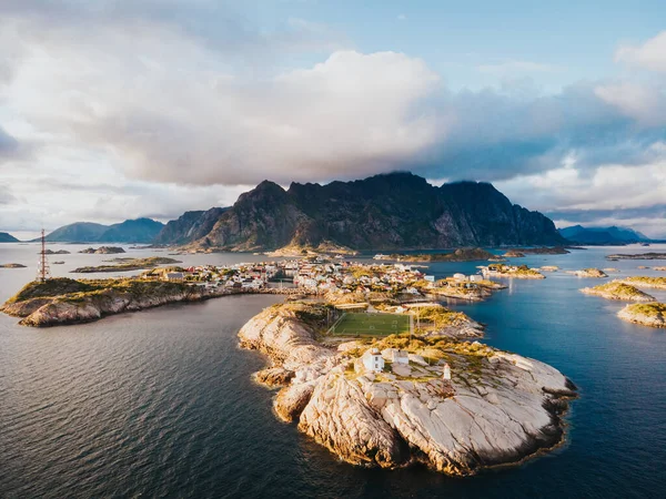 Colpo Aereo Del Villaggio Pescatori Henningsvaer Nelle Isole Lofoten Norvegia — Foto Stock