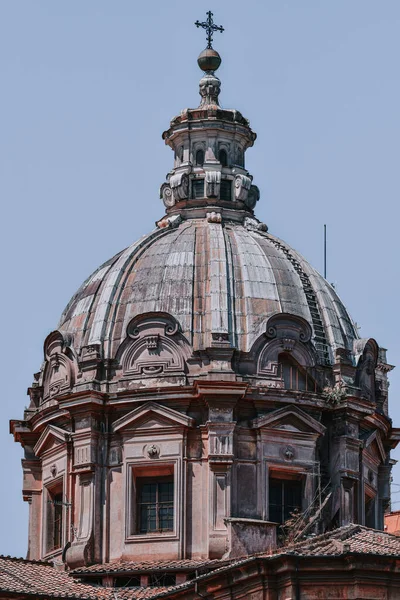 Ένα Κοντινό Πλάνο Του Τρούλου Της Εκκλησίας Santi Luca Martina — Φωτογραφία Αρχείου