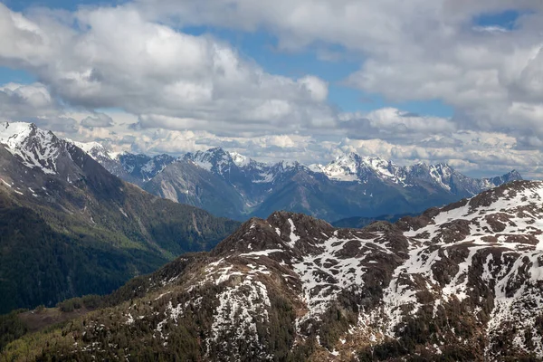 Хмарне Небо Над Сніжними Краєвидами Захопленими Високо Альпах — стокове фото