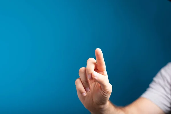 Tiro Perto Mão Homem Tocando Com Dedo — Fotografia de Stock