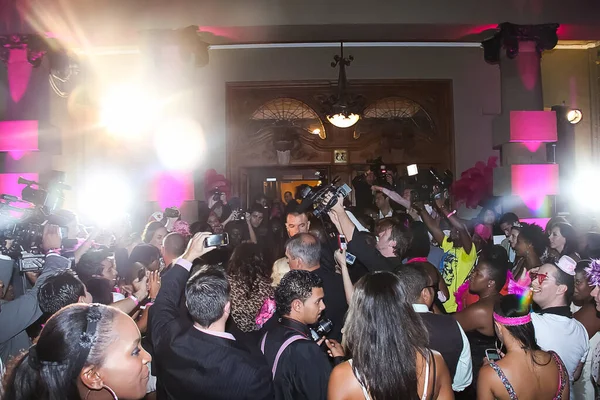 Johannesburg Sudáfrica Mayo 2019 Personas Bailando Una Discoteca Con Luces — Foto de Stock