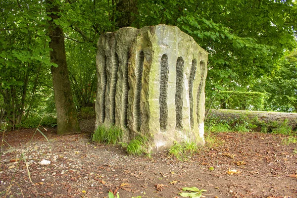 Single Standing Stone Forest Maven Lake Mauensee Switzerland — Stock Photo, Image