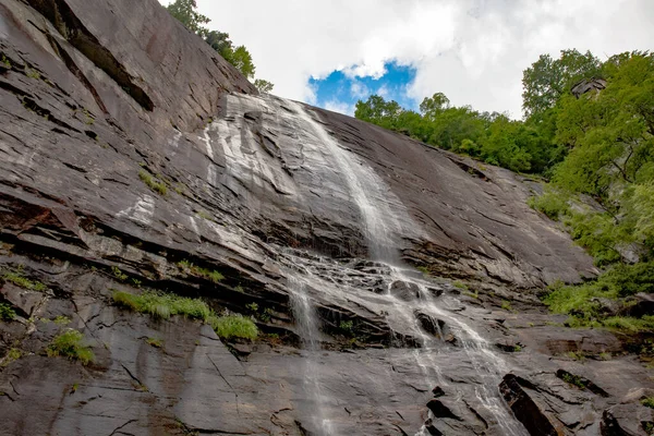 Hickory Nut Falls Een Waterval Gelegen Chimney Rock State Par — Stockfoto