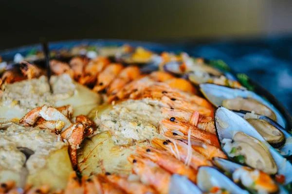 Primer Plano Delicioso Plato Mariscos Con Langostas Conchas — Foto de Stock