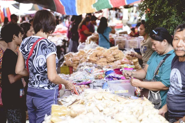 Bacolod Filipinas Febrero 2019 Mercado Nativo Filipino Con Gente Local —  Fotos de Stock