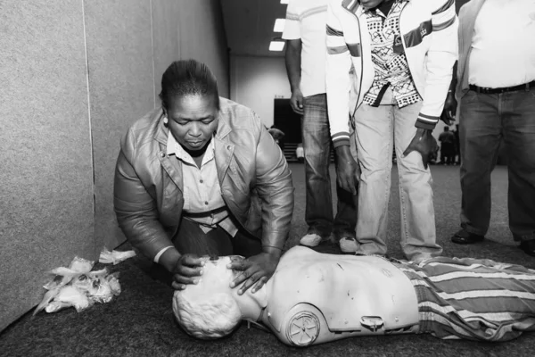 Johannesburg Zuid Afrika Aug 2021 Ehbo Reanimatietraining Met Plastic Dummy — Stockfoto