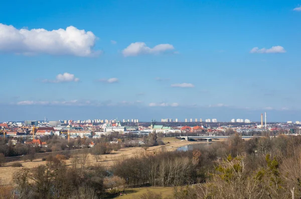 Panoramabild Flervåningshus Ljus Skyline Poznan Polen — Stockfoto