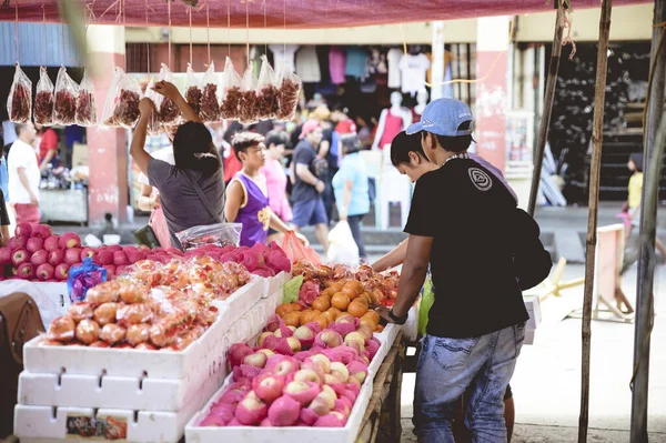 Bacolod Filipinas Febrero 2019 Mercado Nativo Filipino Con Gente Local — Foto de Stock