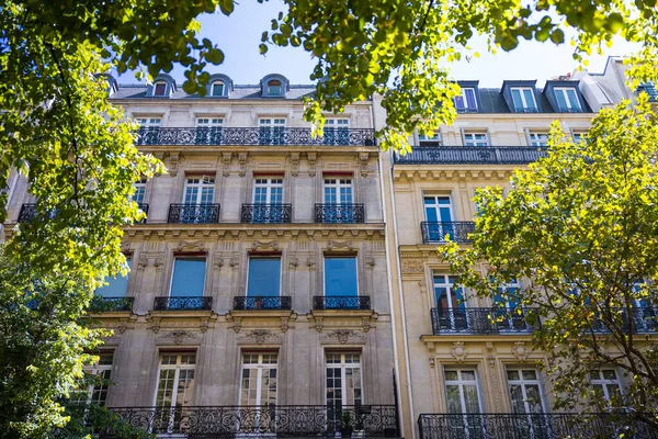 Low Angle Shot Old Buildings Paris — Stock Photo, Image