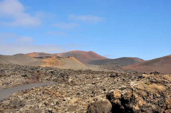 Spanyol Kanarya Adası Lanzarote Nin Çorak Volkanik Manzarası — Stok fotoğraf