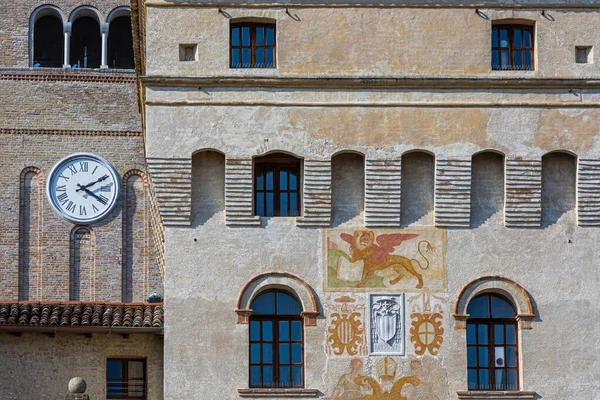 Hotel Sylvis Edificio Exterior Día Soleado Friuli Venezia Giulia Italia —  Fotos de Stock