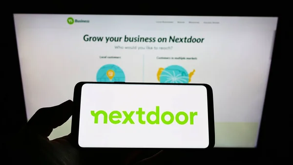 Stuttgart Germany Temmuz 2021 Amerikan Sosyal Şirketi Nextdoor Inc Logosunu — Stok fotoğraf