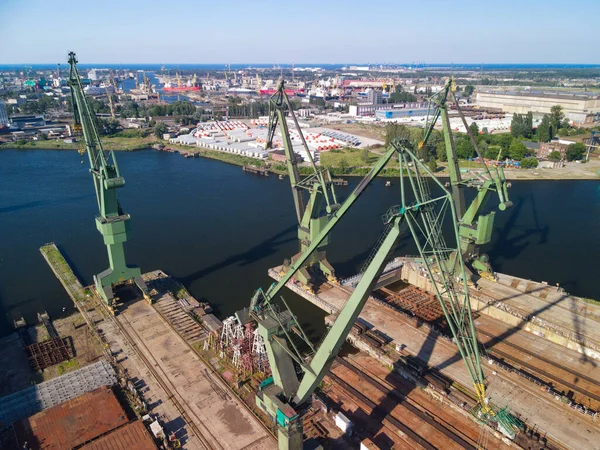 Gdansk Polen Juni 2021 Eine Luftaufnahme Der Schiffskräne Und Des — Stockfoto