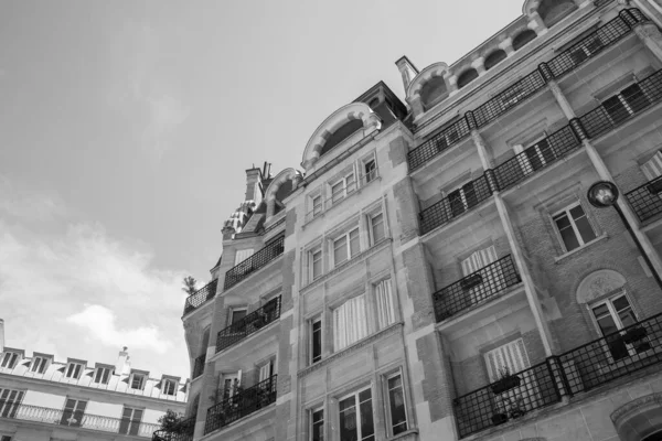 Außenfassade Eines Pariser Gebäudes Der Rue Villaret Joyeuse Paris Frankreich — Stockfoto