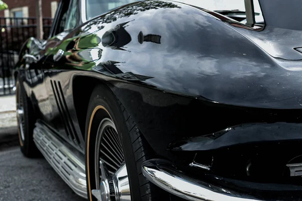 Rear View Black Luxury Car Parked Trowalk — стоковое фото
