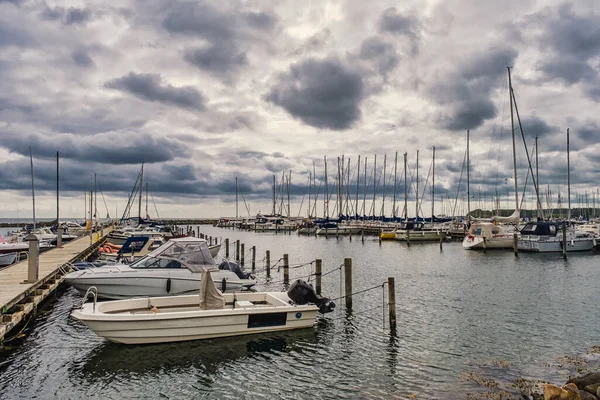 Uma Foto Panorâmica Porto Marítimo Cidade Kerteminde Funen Dinamarca — Fotografia de Stock