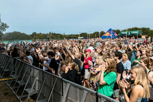 Bornholm Denmark Aug 2021 Large Crowd Gathered Concert Danish Festival — Stock Photo, Image