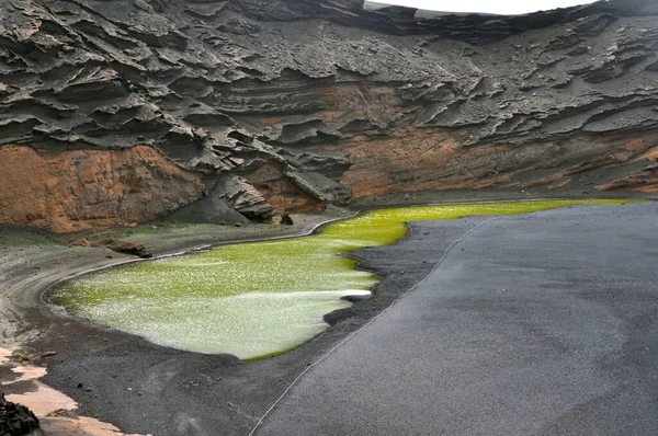 Grön Sjö Vid Golfo Den Spanska Kanariska Lanzarote — Stockfoto