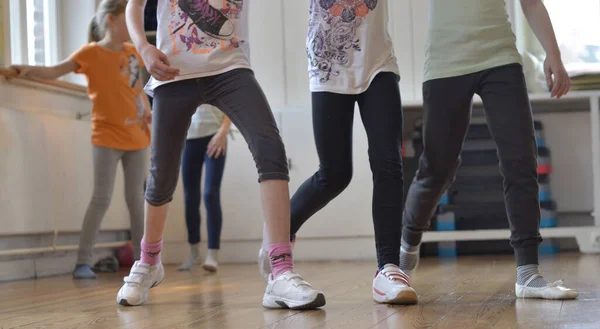 Μικρά Παιδιά Κατά Διάρκεια Μιας Εξάσκησης Χορού — Φωτογραφία Αρχείου