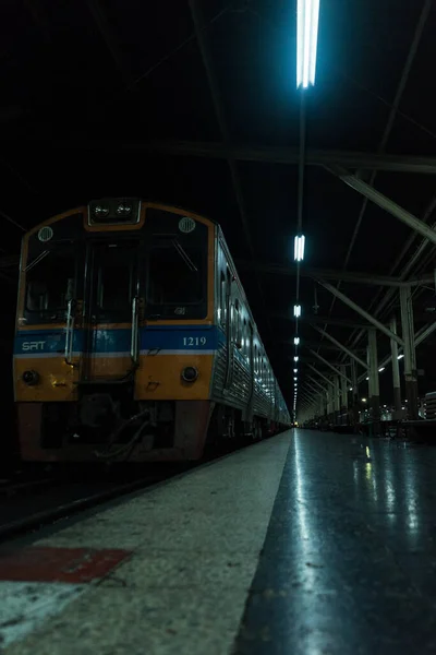 Bangkok Thailand Mar 2019 Tiro Vertical Trem Antigo Estação Ferroviária — Fotografia de Stock