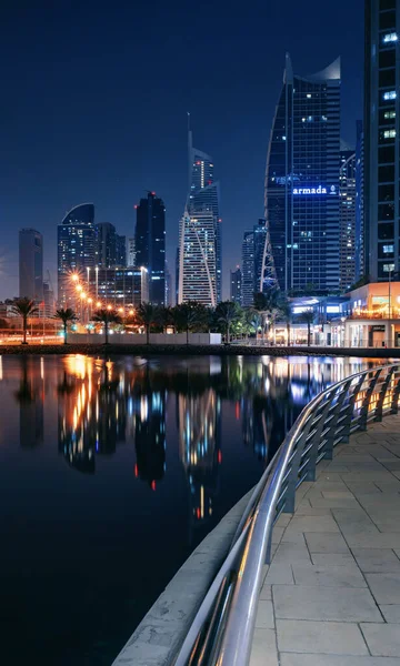 Dubai Emirados Arab Unidos Ago 2021 Uma Vista Noturna Das — Fotografia de Stock