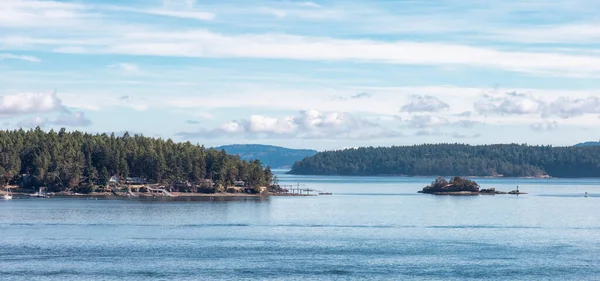 Lago Com Ilhas Sob Céu Vancouver Island Colúmbia Britânica Canadá — Fotografia de Stock