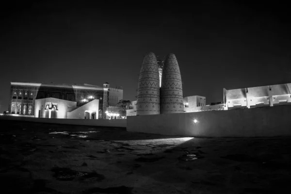 Doha Qatar 2021 Una Foto Blanco Negro Arquitectura Islámica Tradicional — Foto de Stock