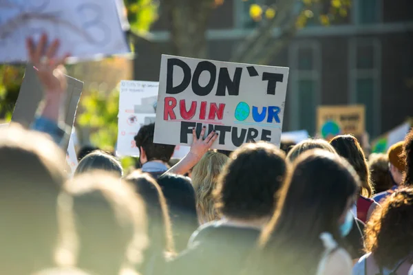 Melbourne Australia Травня 2021 Протестувальник Зміни Клімату Тримає Знак Рубіть — стокове фото