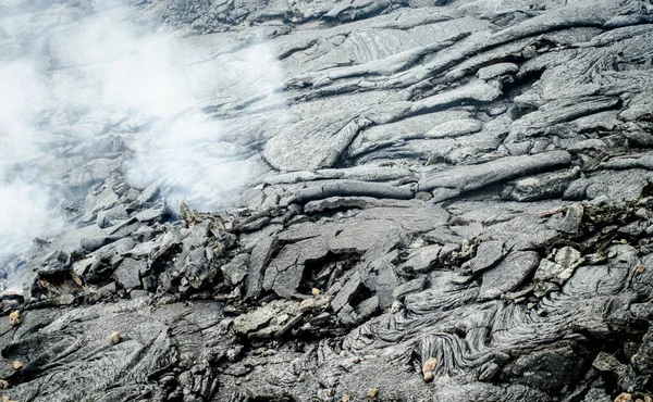 Tiro Ângulo Alto Uma Paisagem Com Cinzas Vulcânicas Ásperas Fumaça — Fotografia de Stock