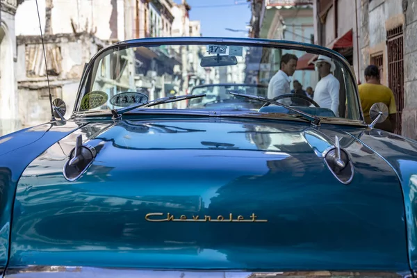 Habana Cuba 2019 Detailní Záběr Retro Modré Auto Které Valí — Stock fotografie