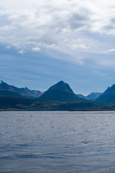 Ένα Υπέροχο Τοπίο Της Tierra Del Fuego Βουνά — Φωτογραφία Αρχείου