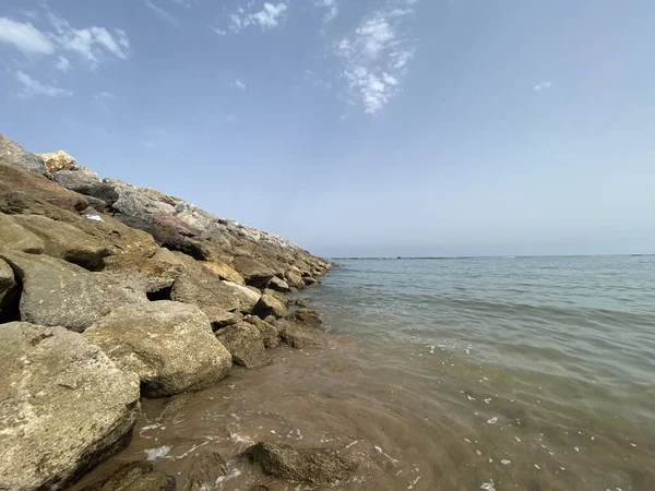 Eine Malerische Aufnahme Des Nordatlantiks Vom Felsigen Harhoura Strand Marokko — Stockfoto