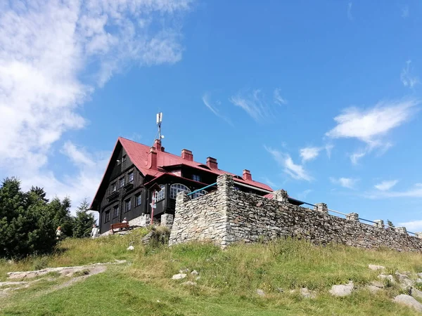 Swieradow Zdroj Polen Aug 2021 Een Hotel Restaurant Stogu Izerskim — Stockfoto