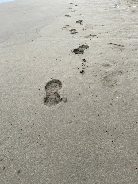 Pasos Humanos Caminando Por Playa Ciudad Hoceima Marruecos — Foto de Stock