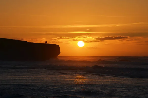 Puesta Sol Océano Atlántico Costa Oeste Del Algarve Portugal Par — Foto de Stock